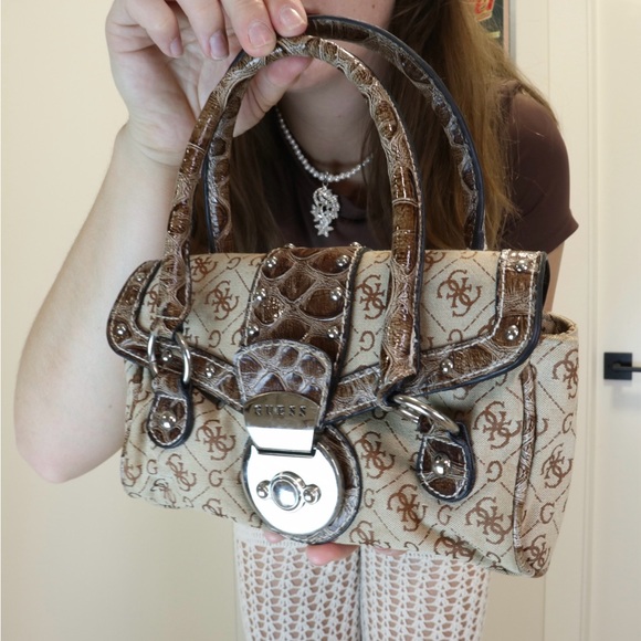 Vintage Y2K Guess Mini Bag - Picture 7 of 7